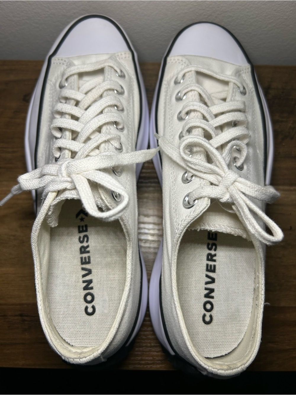 Converse run star hike White Low Top Canvas Sneakers - Picture 5 of 6